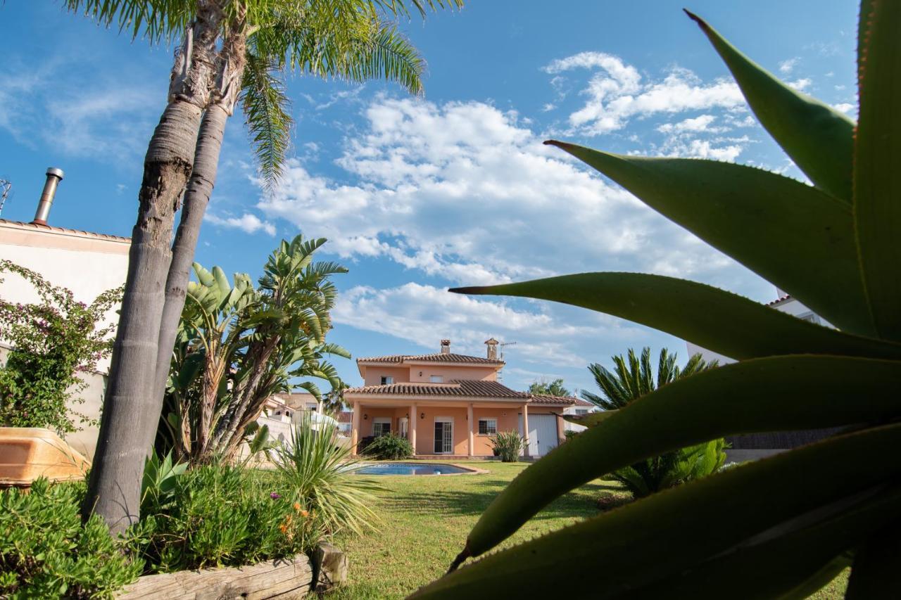 Villa Javi Riumar Bagian luar foto